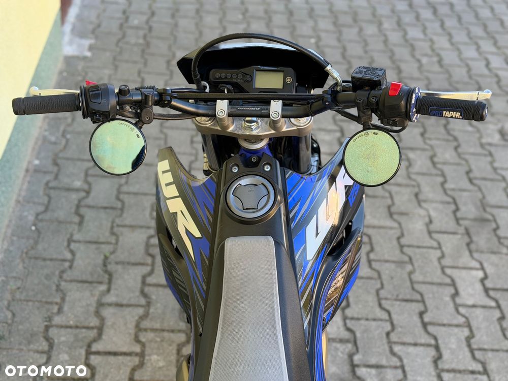 Yamaha WR - 16