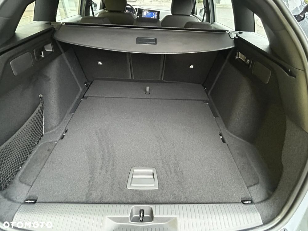 Opel Astra 1.2 T Edition S&S - 9