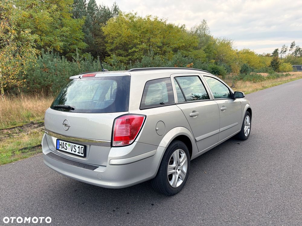 Opel Astra 2008 photo 4