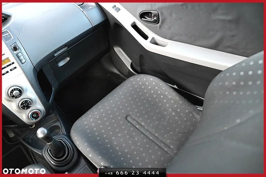 Toyota Yaris 1.3 VVT-i Luna - 20