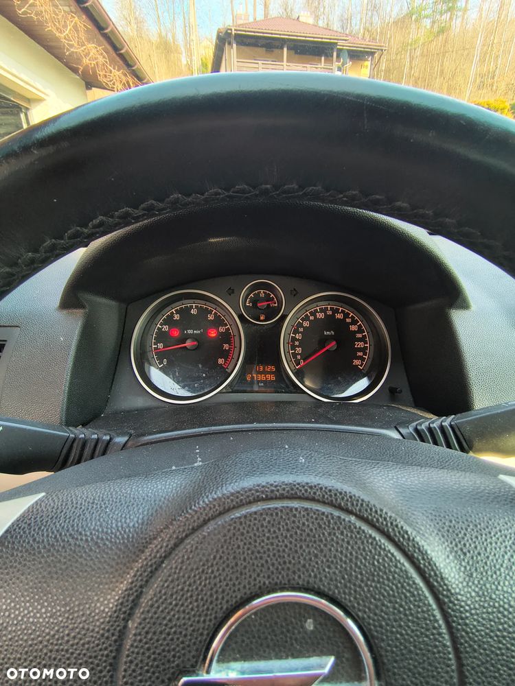 Opel Astra 1.4 Essentia - 2