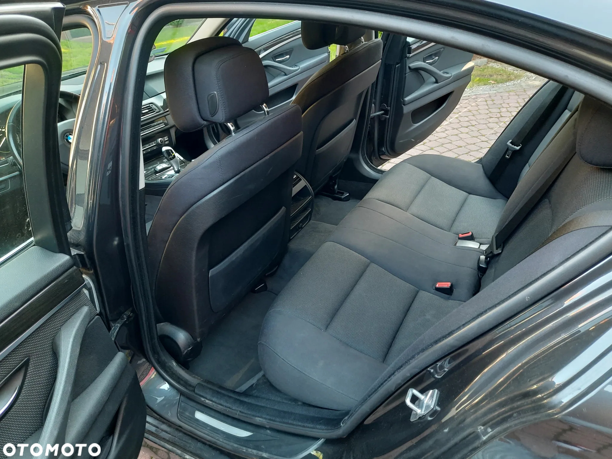 BMW Seria 5 520d - 12