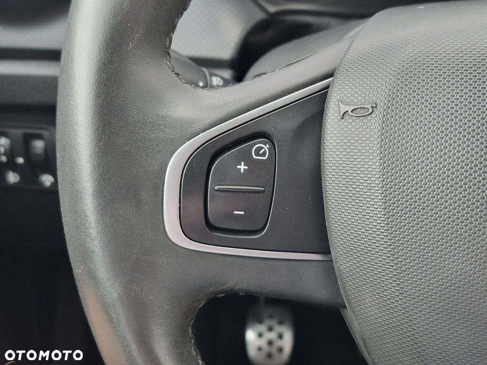 Renault Captur - 25