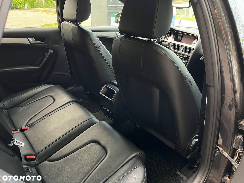 Audi A4 Allroad 2.0 TDI Quattro S tronic - 8