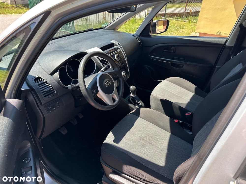 Kia Venga 1.4 CVVT Edition 7 - 14