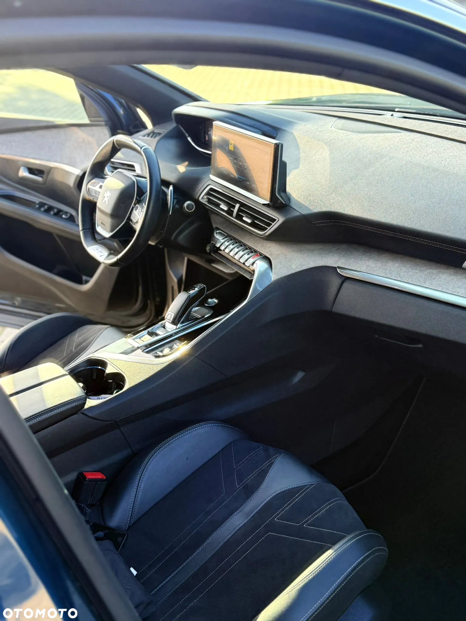 Peugeot 5008 BlueHDI 130 EAT8 GT - 35