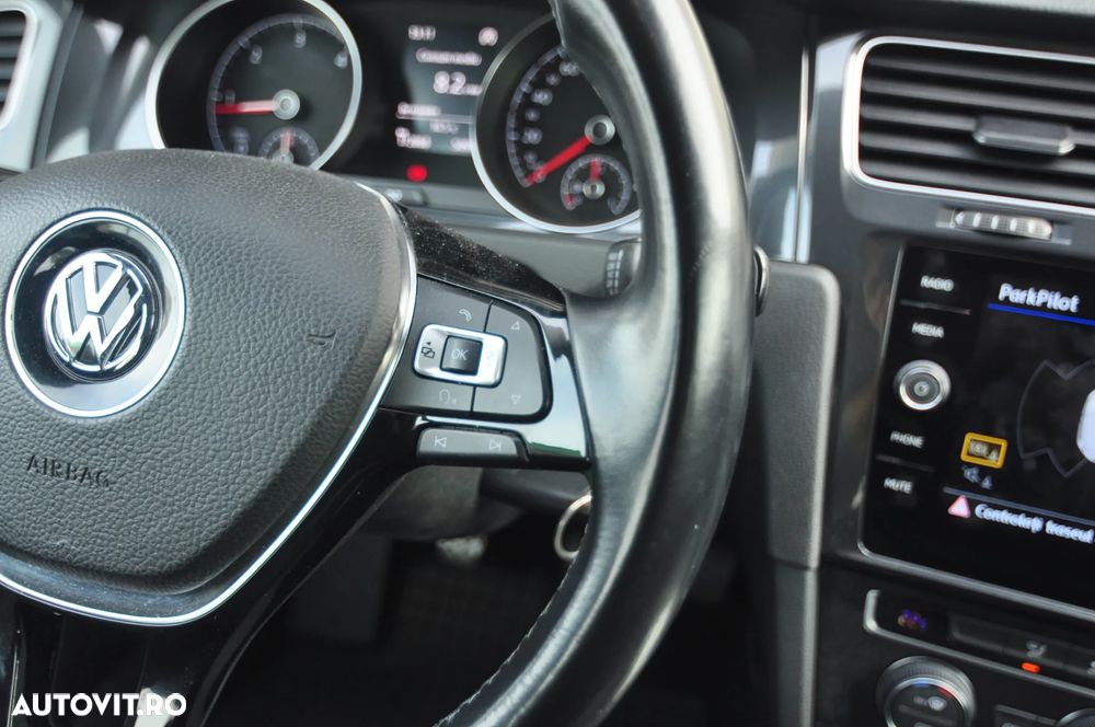 Volkswagen Golf 1.6 TDI (BlueMotion Technology) Comfortline - 19