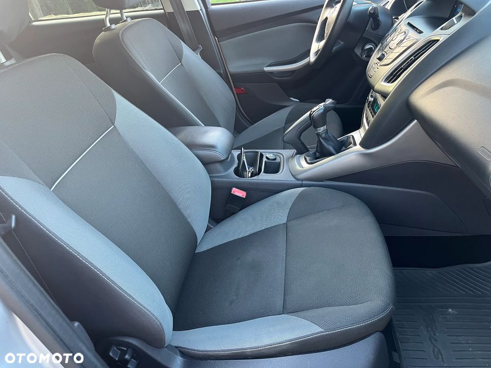 Ford Focus 1.6 Gold X (Trend) - 12