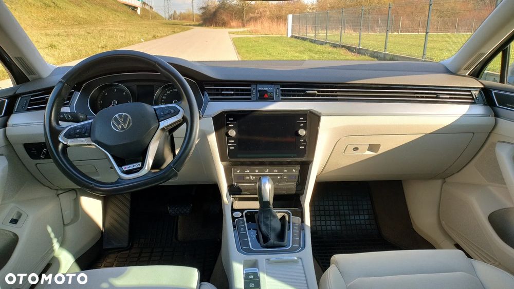 Volkswagen Passat 2.0 TDI 4Mot Elegance DSG - 8