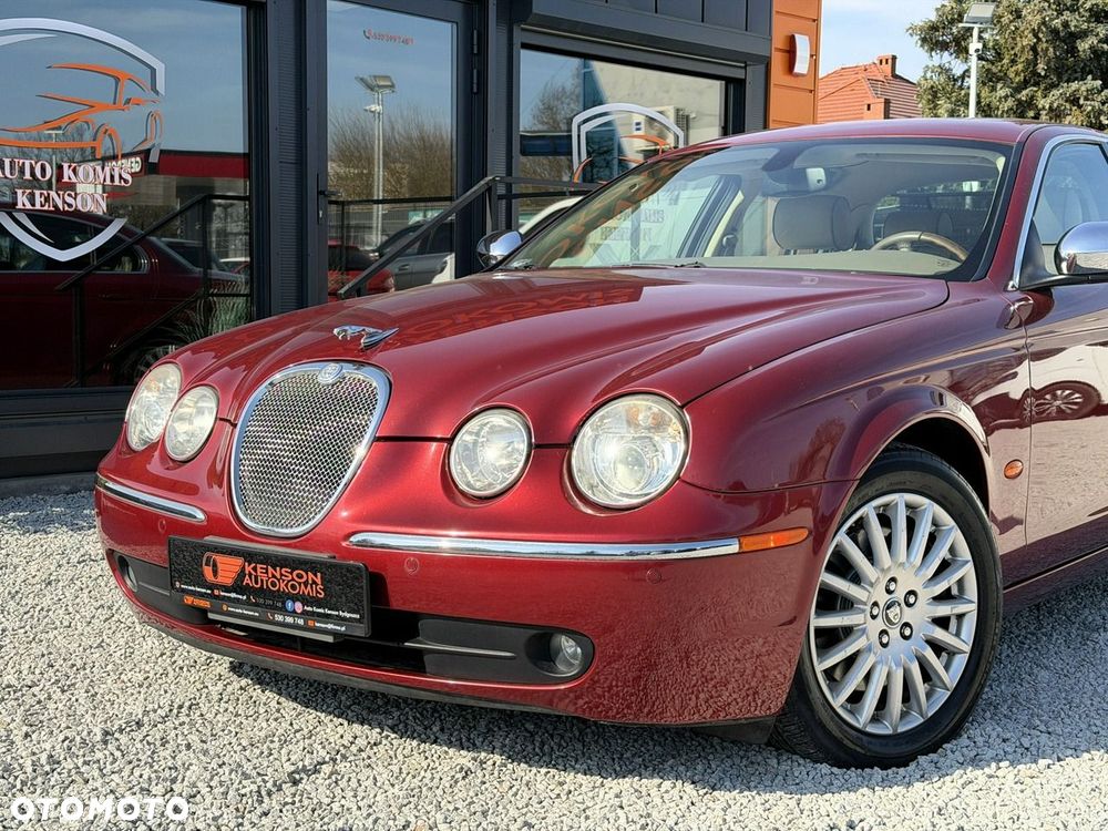 Jaguar S-Type - 8