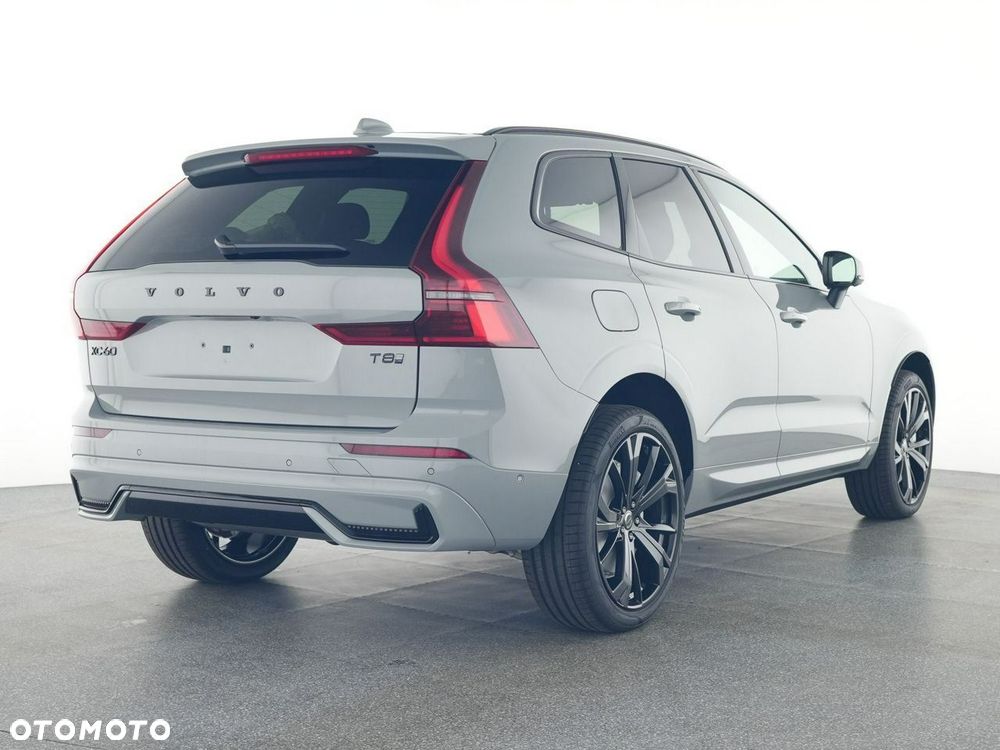Volvo XC 60 T8 Plug-In Hybrid AWD Ultra Black Edition - 2