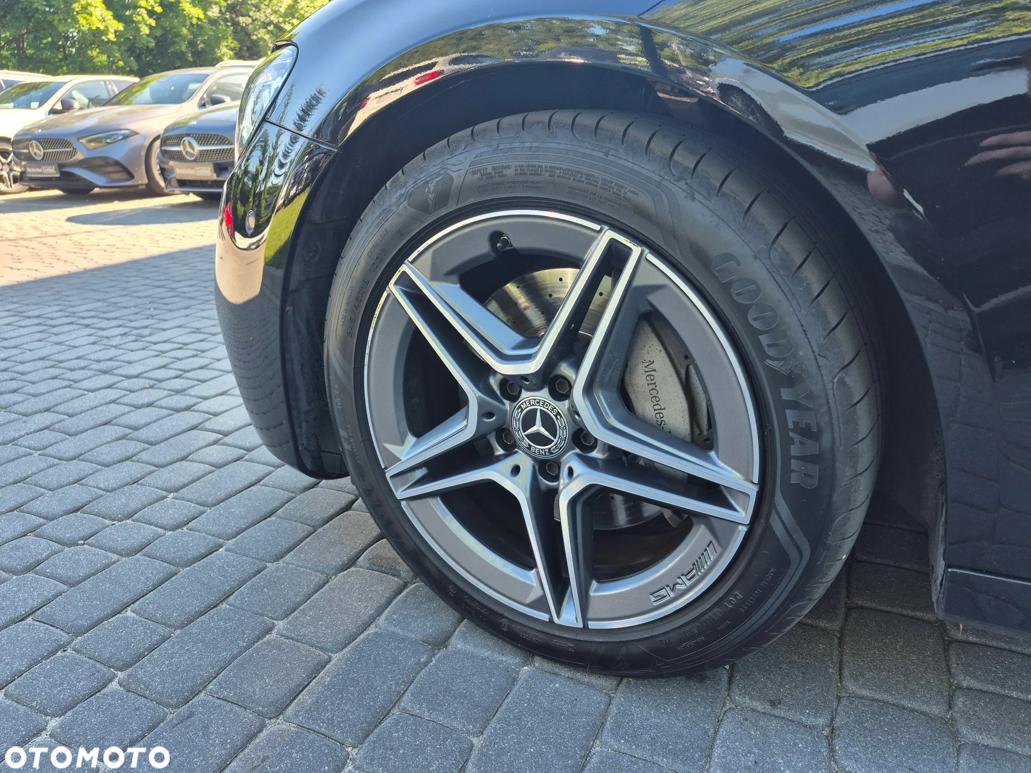 Mercedes-Benz Klasa E 220 d 4-Matic - 15