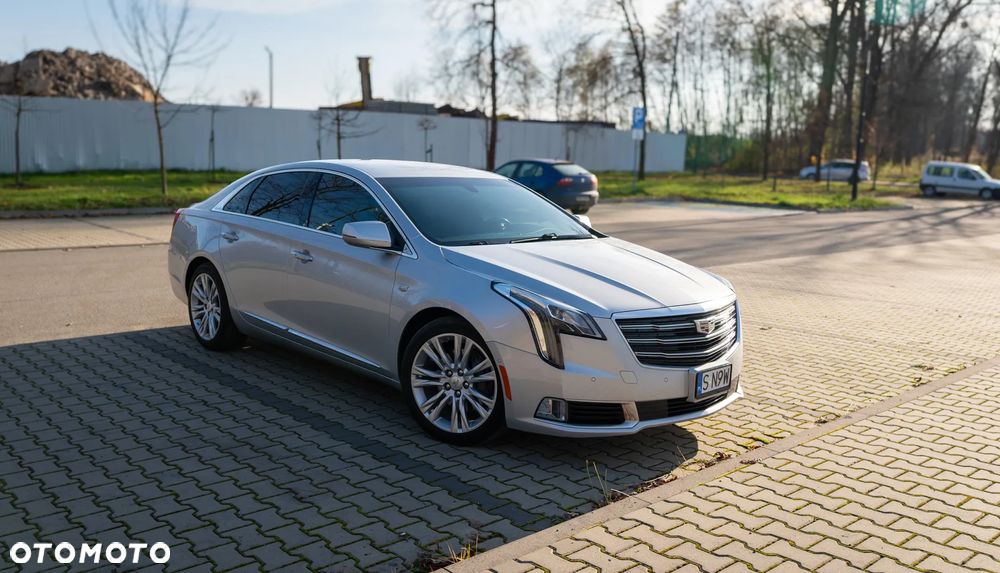 Cadillac XTS - 2