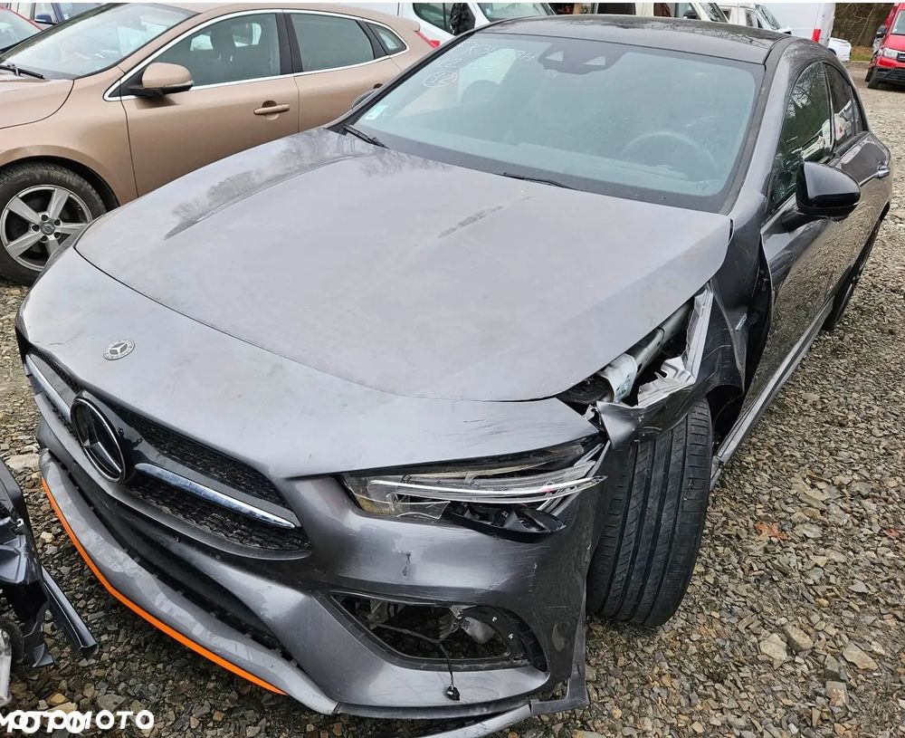 Mercedes-Benz CLA 200 7G-DCT Edition 1 - 8