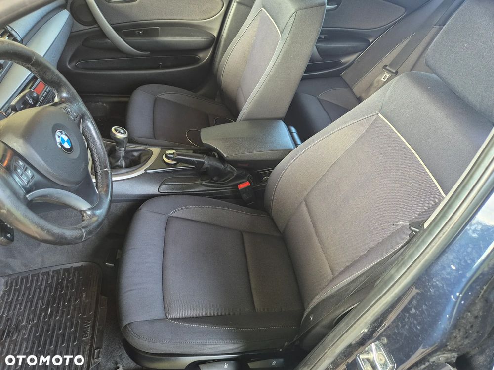 BMW Seria 1 118d DPF - 23