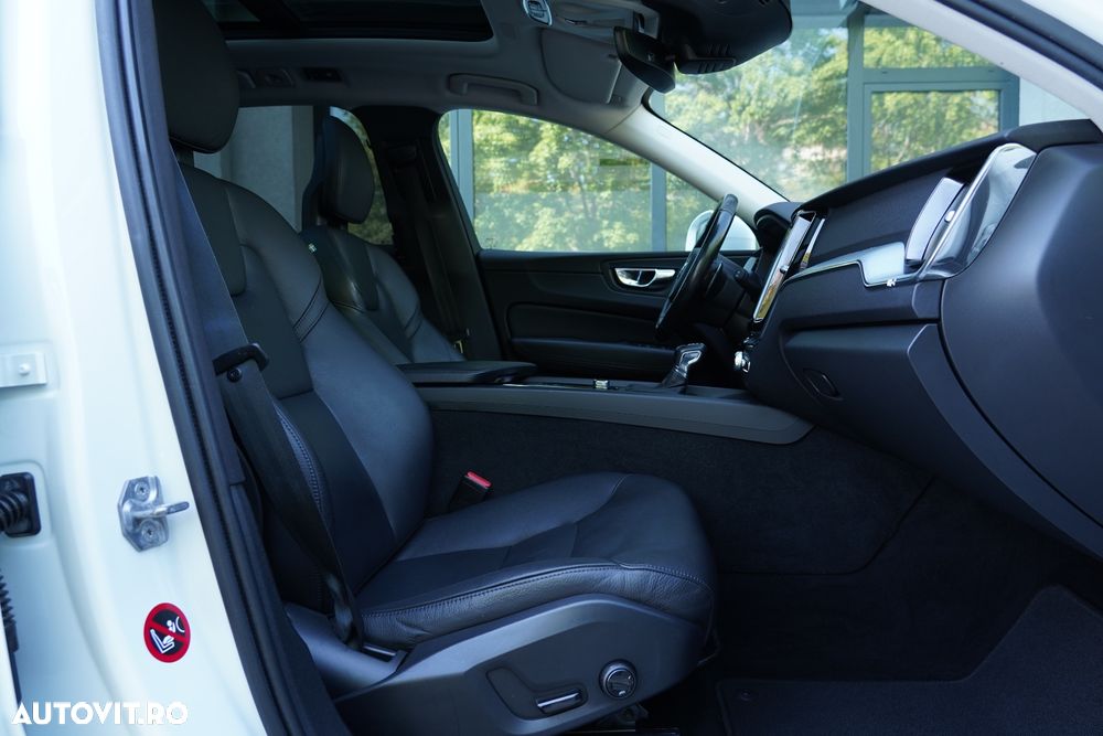 Volvo XC 60 B4 D AWD Geartronic Inscription - 27