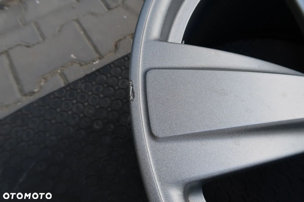 L3 Felga Porsche Macan 95B601025GM 10x21et19 - 2