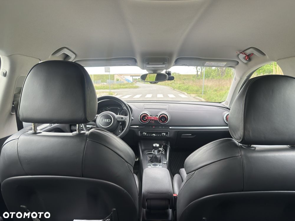 Audi A3 Sportback 1.6 TDI - 14