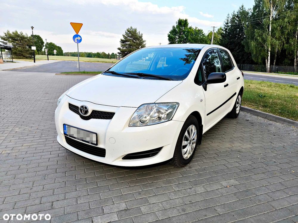 Toyota Auris - 5
