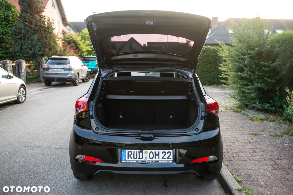 Hyundai i20 blue 1.2 Advantage - 14