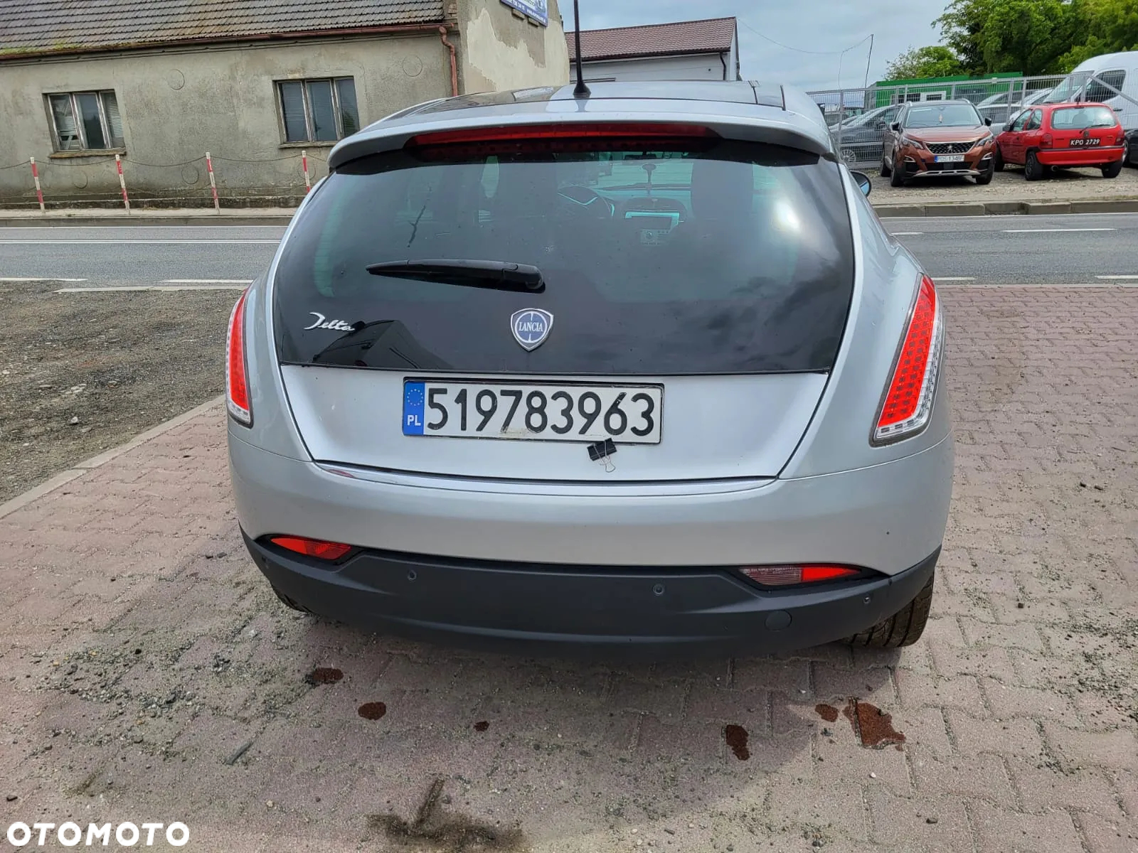 Lancia Delta 1.6 MJ Argento - 11