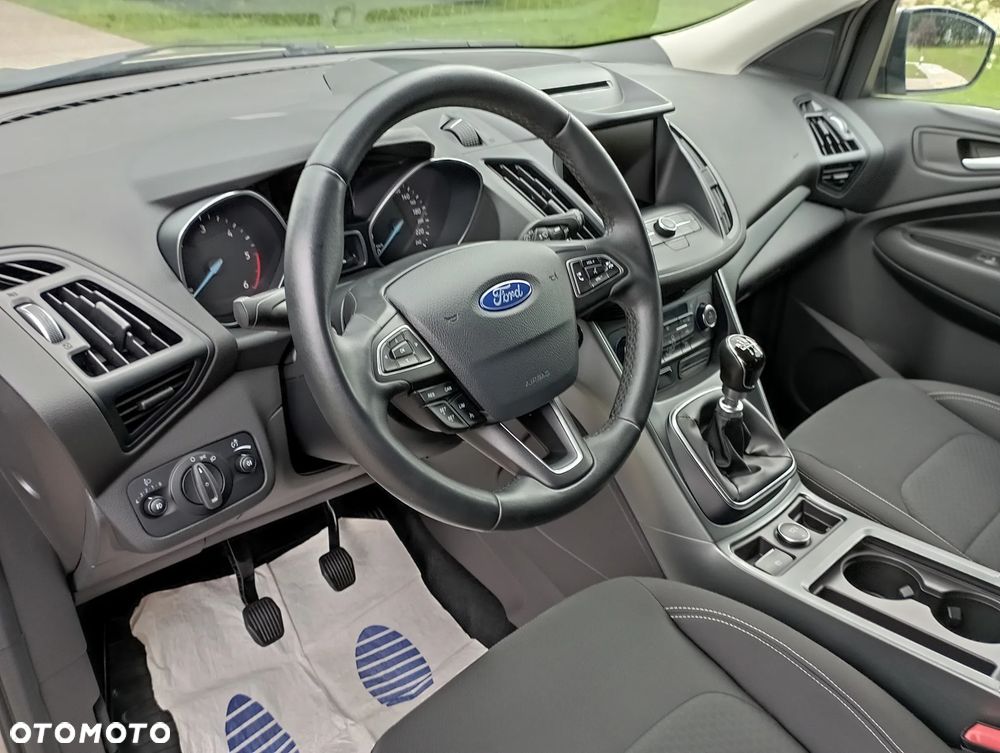 Ford Kuga - 18