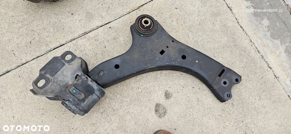 Zwrotnica piasta lewa prawa przód zacisk jarzmo wahacz tarcza Ford Mondeo Mk4 2,2 TDCI 2008r - 12