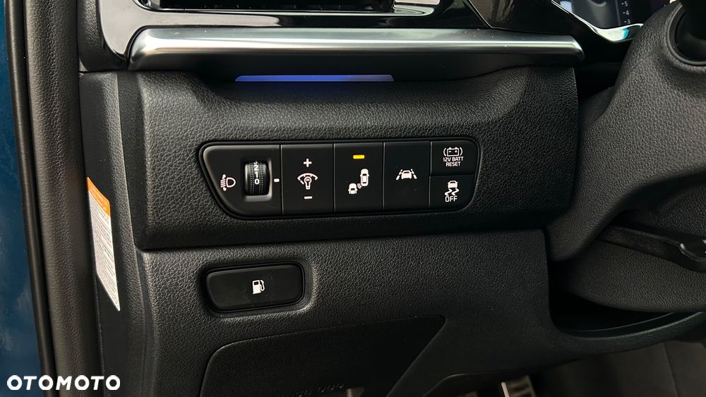 Kia Niro 1.6 GDI Hybrid Business Line - 23