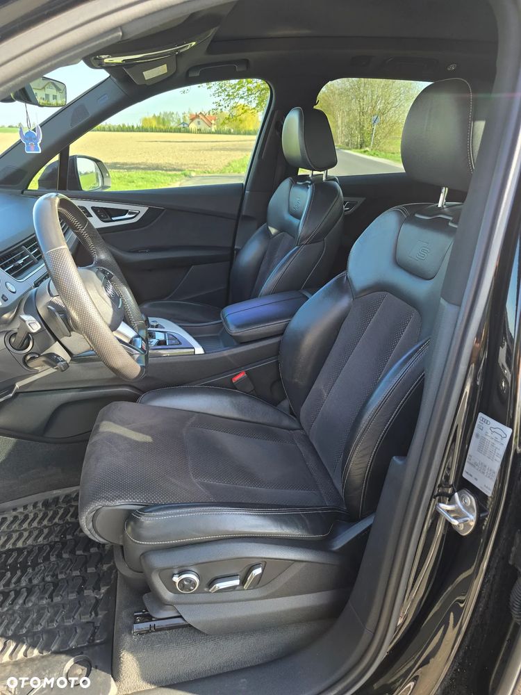 Audi Q7 - 19