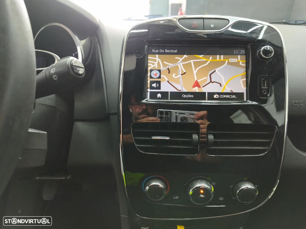 Renault Clio - 14