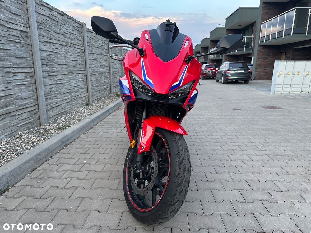 Honda CBR - 3