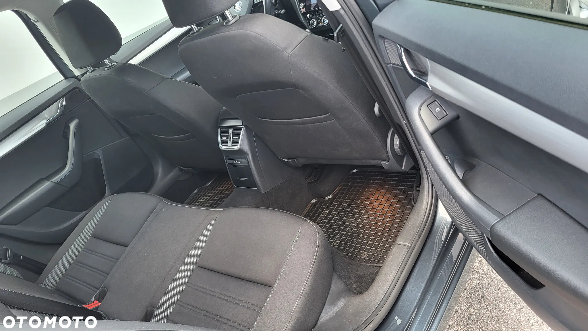 Skoda Octavia 1.5 TSI ACT Ambition - 11