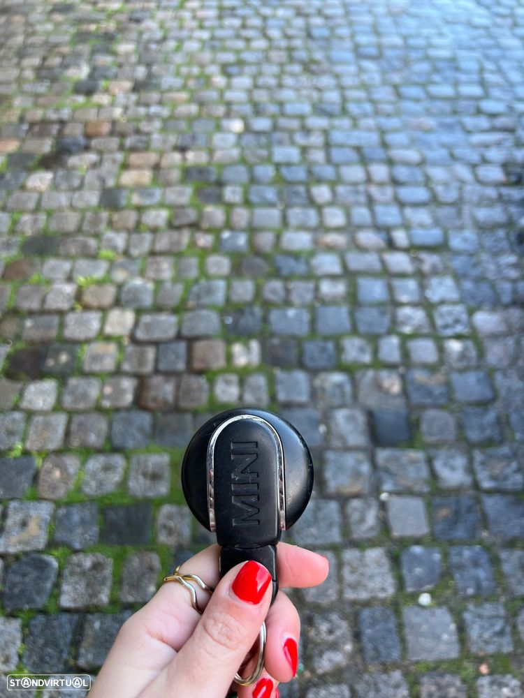 MINI 5 Portas One Aut. - 14