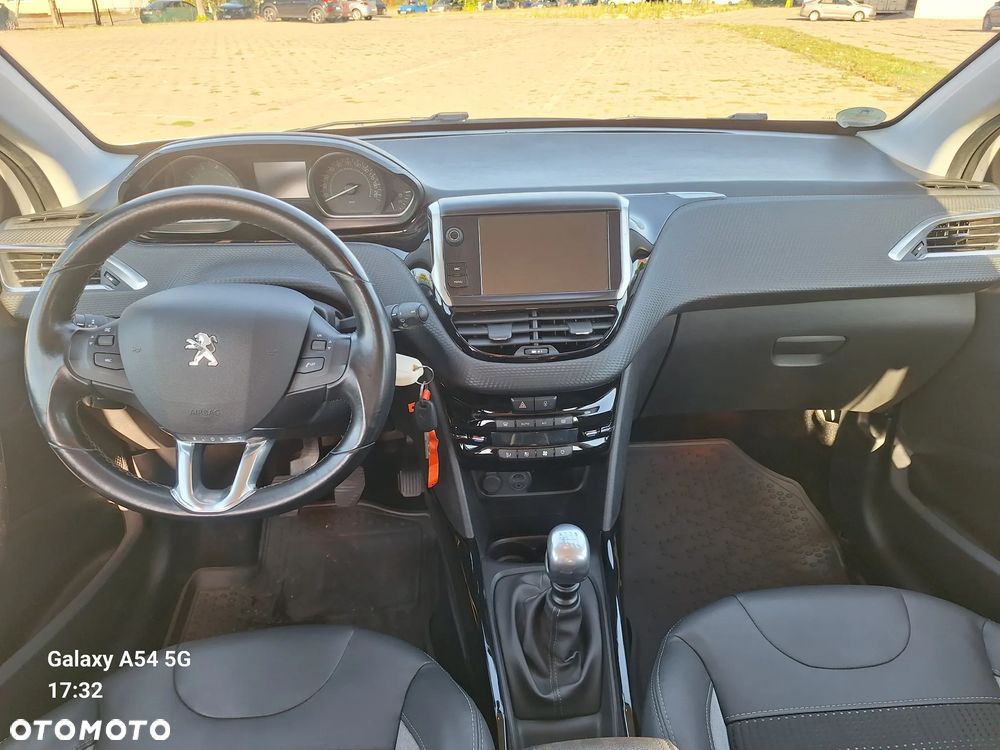 Peugeot 2008 PureTech 130 Stop&Start GT-Line Edition - 19