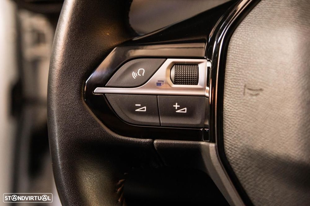 Peugeot e-208 50 kWh Active - 31