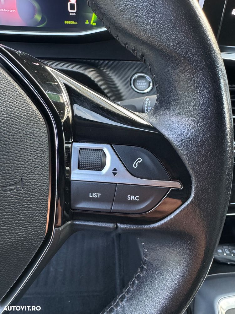 Peugeot 2008 PureTech 100 Allure - 17