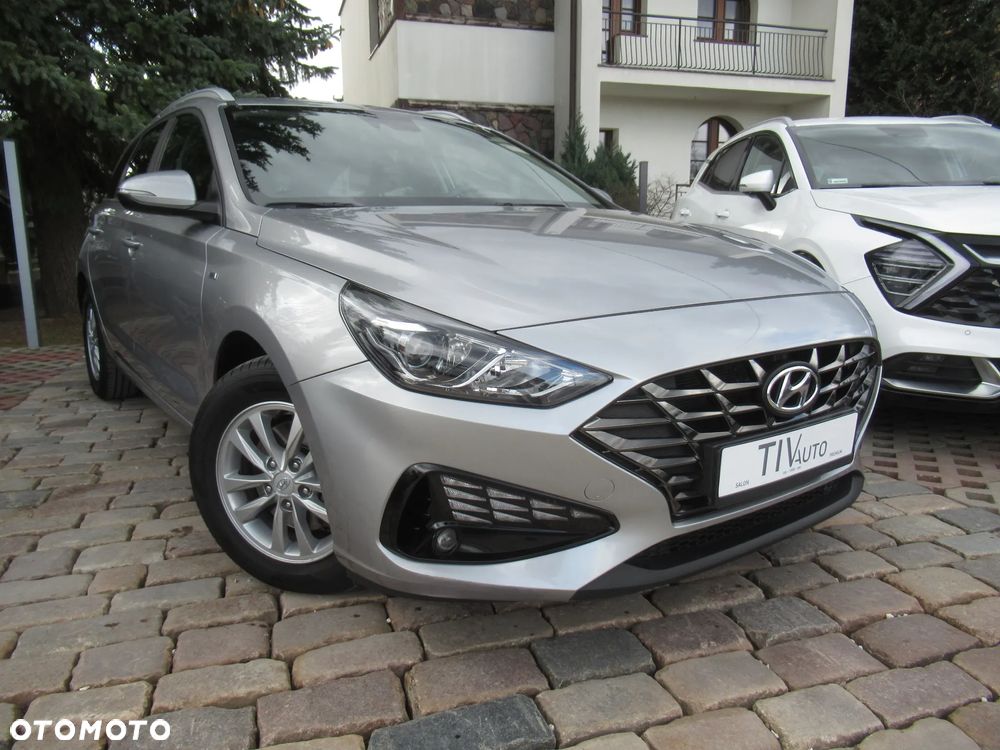 Hyundai i30 1.5 T-GDI 48V Modern - 1