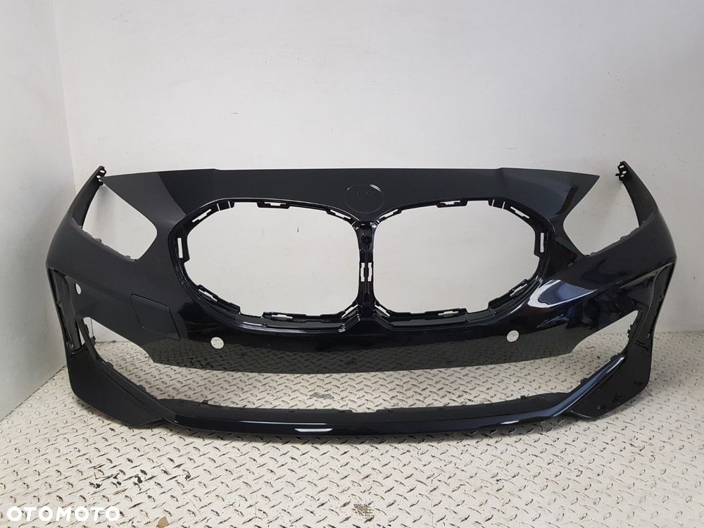 BARDZO ŁADNY NIE USZKODZONY ZDERZAK BMW 1 F40 M-PAKIET 19-24 PRZEDNI PRZÓD  6xPDC 475 21163611 - 2