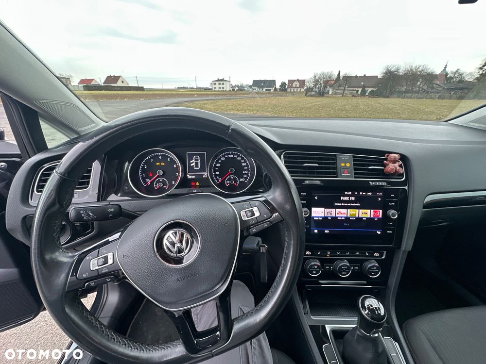 Volkswagen Golf 1.0 TSI Sound - 13
