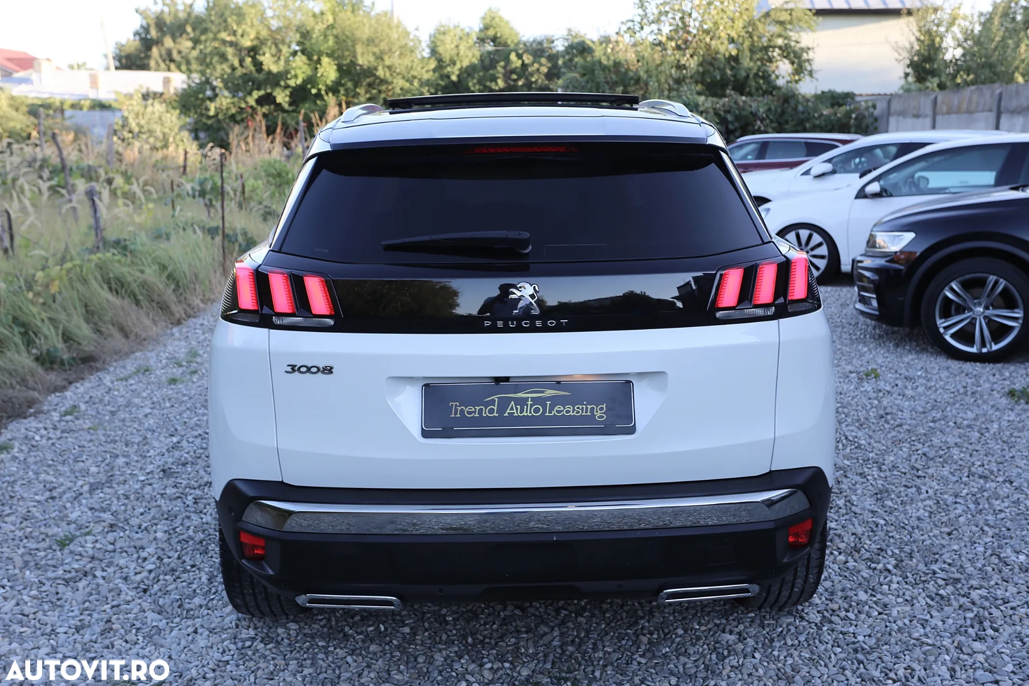 Peugeot 3008 1.2 PureTech Turbo S&S GT-Line - 24