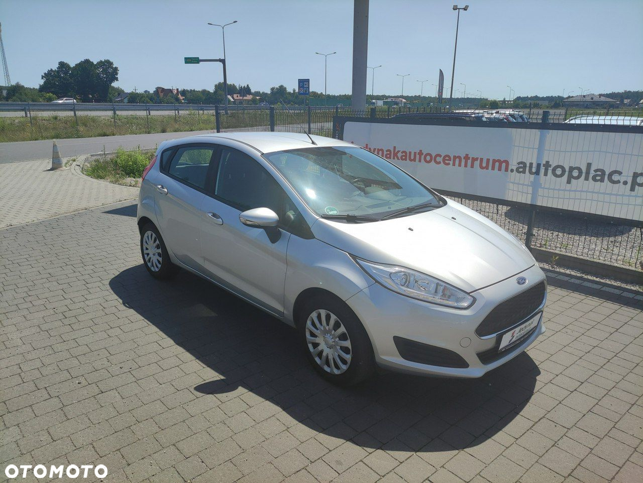 Ford Fiesta - 2