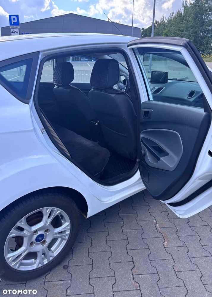 Ford Fiesta - 6
