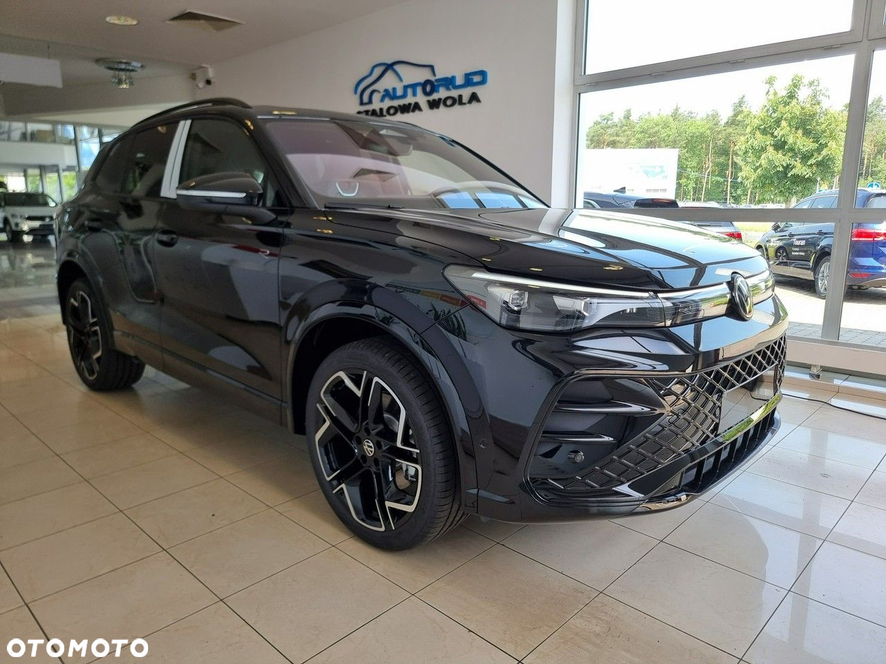 Volkswagen Tiguan 1.5 eHybrid PHEV R-Line Plus DSG - 2