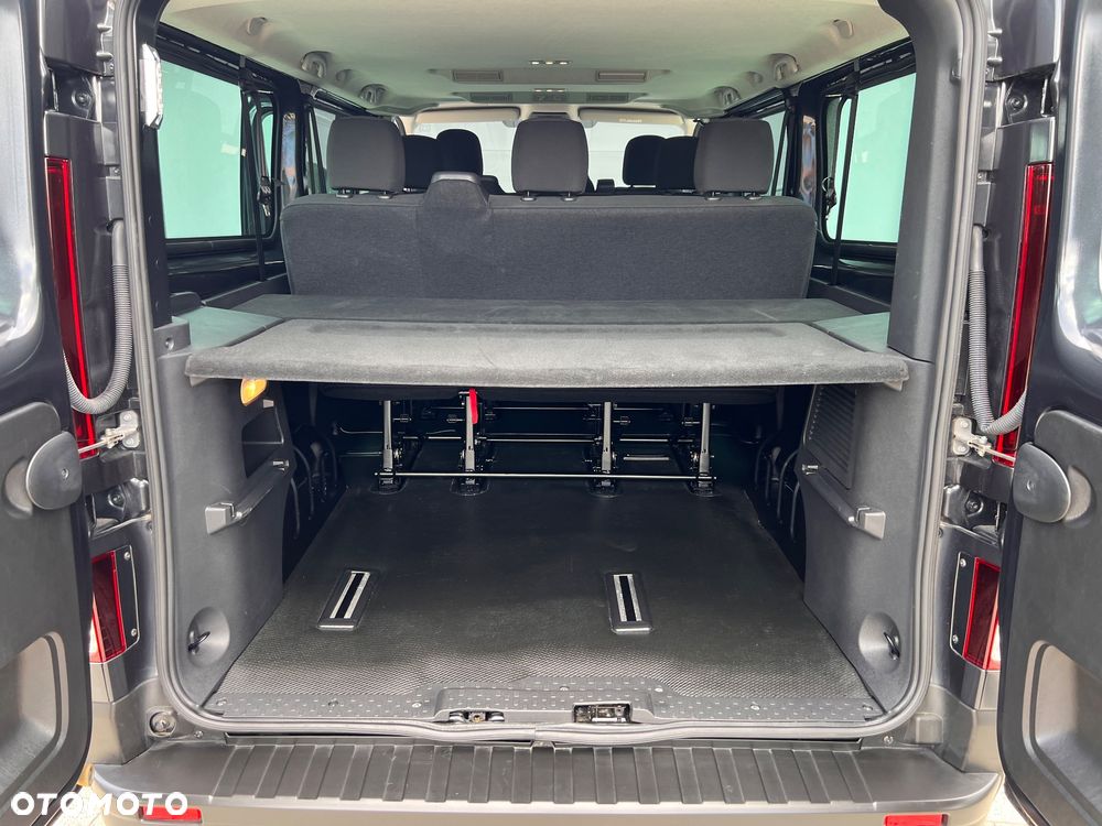 Renault Trafic - 14