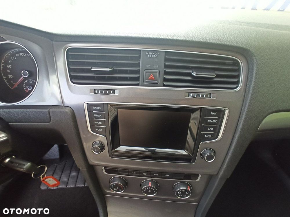 Volkswagen Golf 1.6 BlueTDI Comfortline - 14