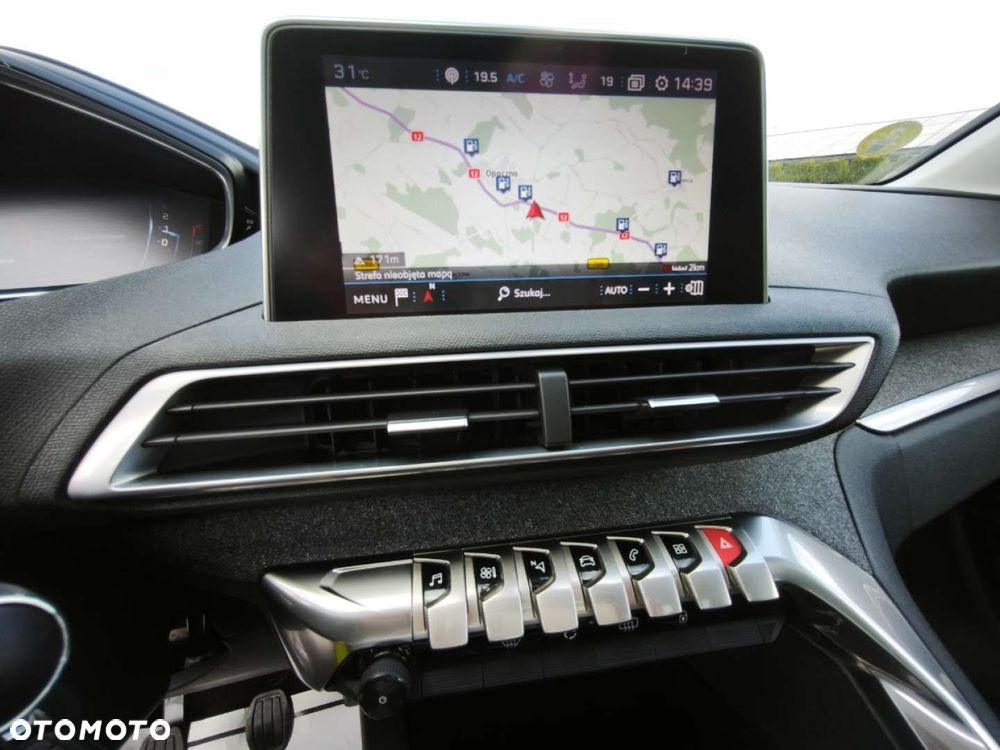 Peugeot 5008 - 10