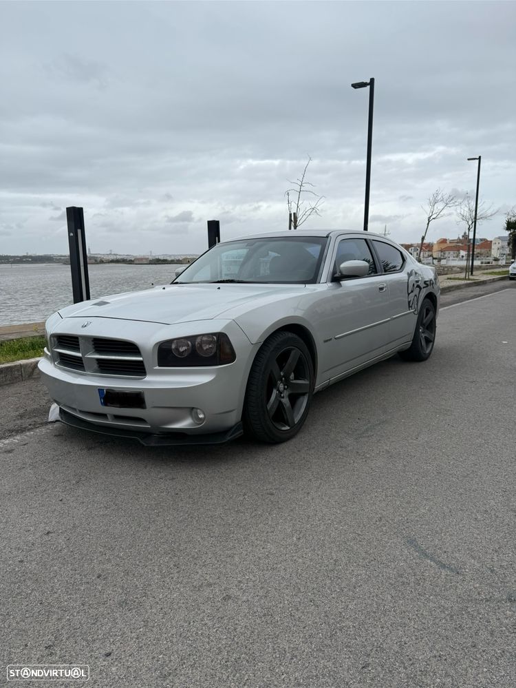 Dodge Charger - 3