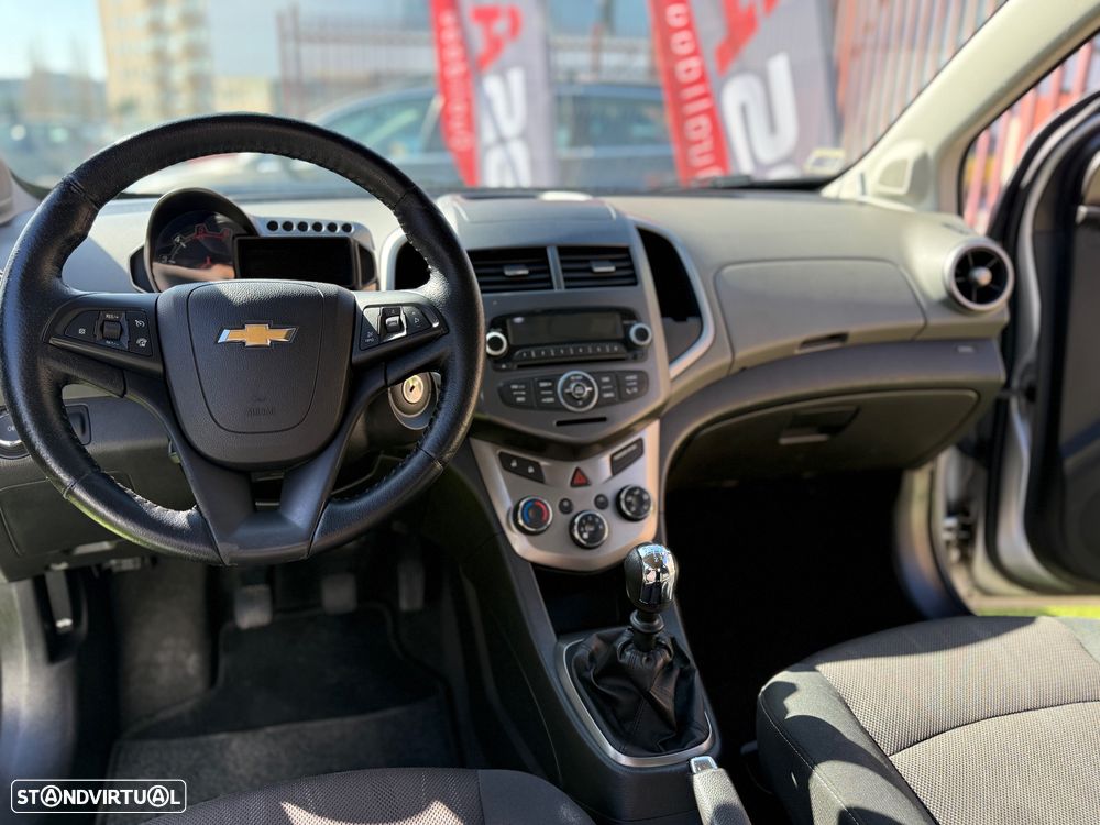 Chevrolet Aveo 1.3 VCDi LTZ - 17