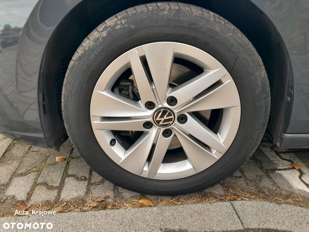 Volkswagen Golf VIII 2.0 TDI Life - 36