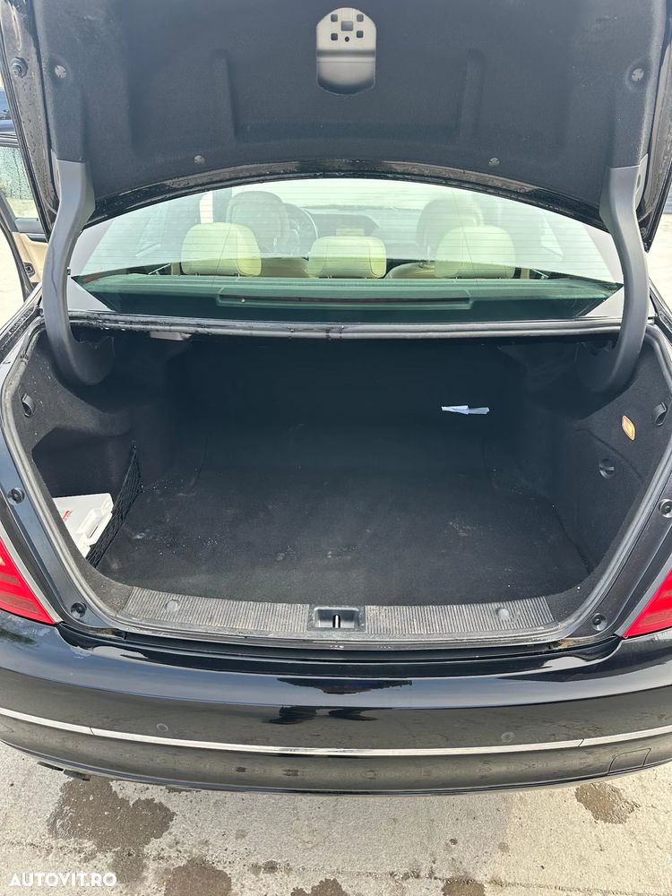 Mercedes-Benz C 200 CDI DPF (BlueEFFICIENCY) 7G-TRONIC Avantgarde - 4